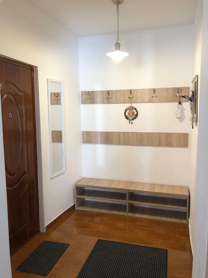 Pe Tocile Apartment Braşov Buitenkant foto